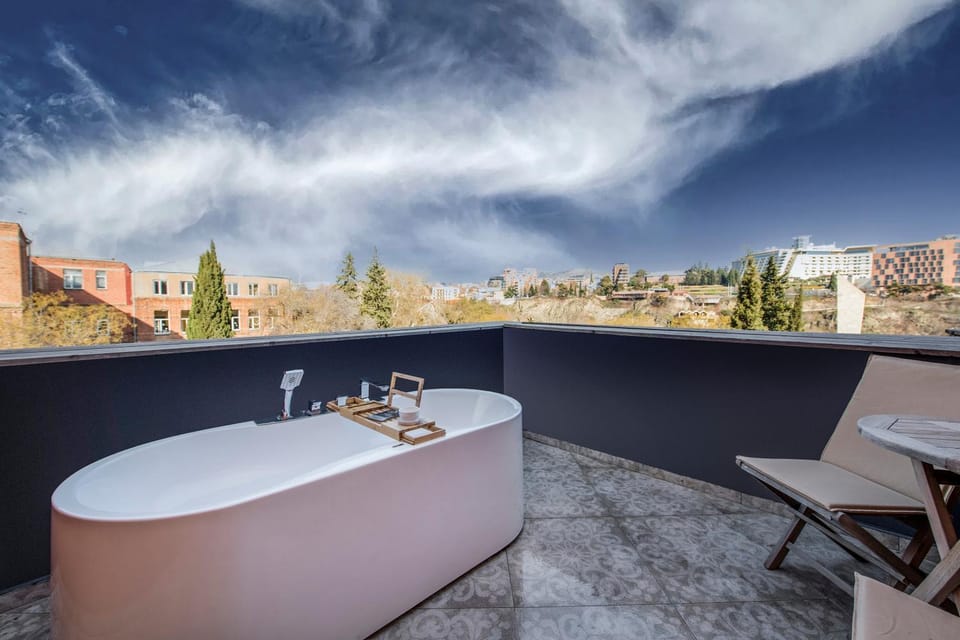 Natural landscape, Hot Tub, View (from property/room), Balcony/Terrace, Open Air Bath