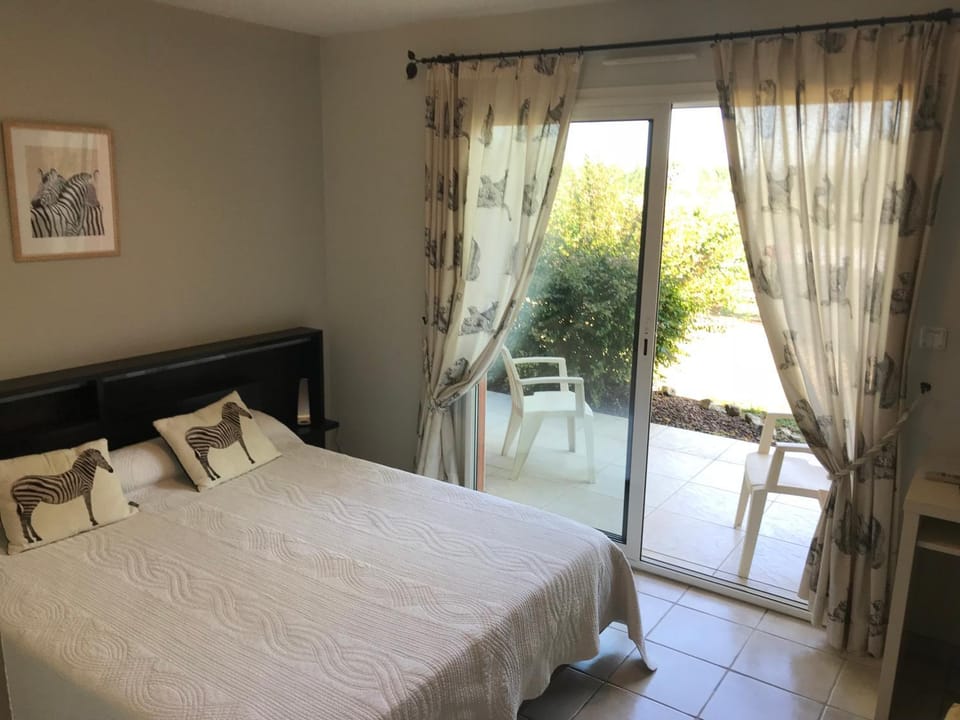 Chambres d'Hôtes La Coloniale Bed and Breakfast in Nouvelle-Aquitaine
