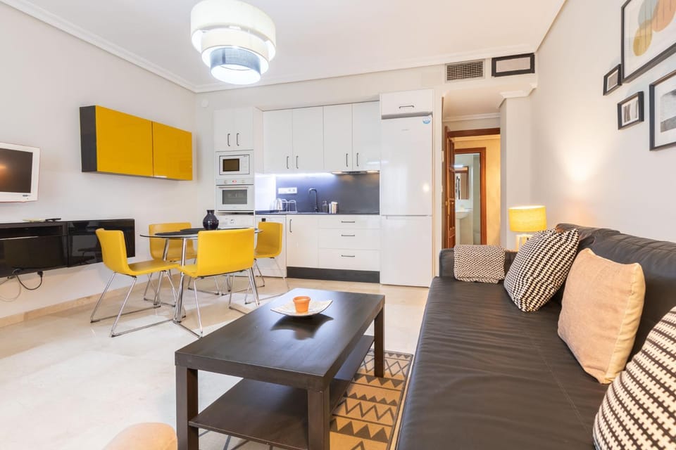 San Jacinto Triana Deluxe by Valcambre Apartment in Seville
