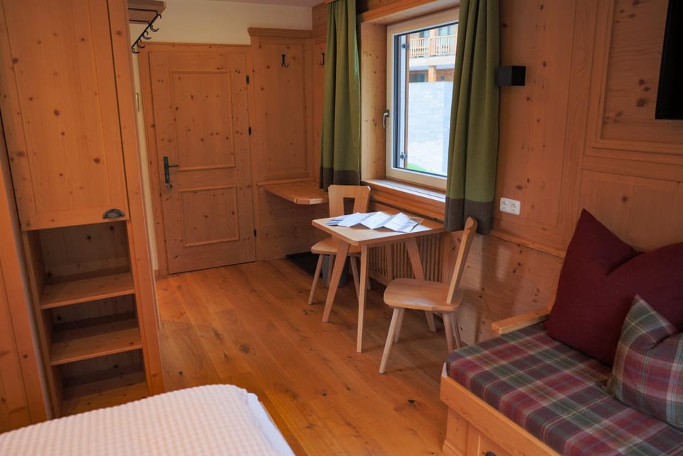 Pension Muggengrat Apartment in Lech