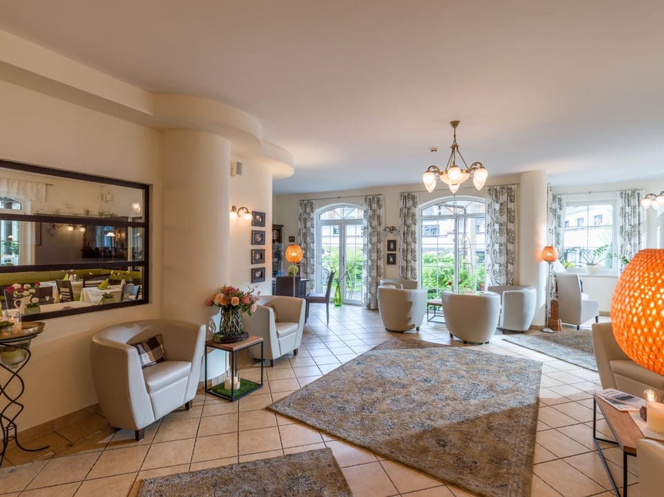 Lobby or reception, Internal: Not applicable to any particular room