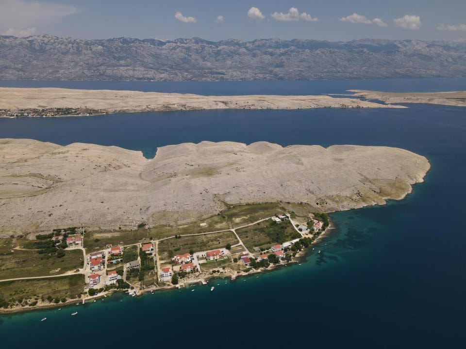 Apartments Horvat on Island Pag Apartment in Zadar County