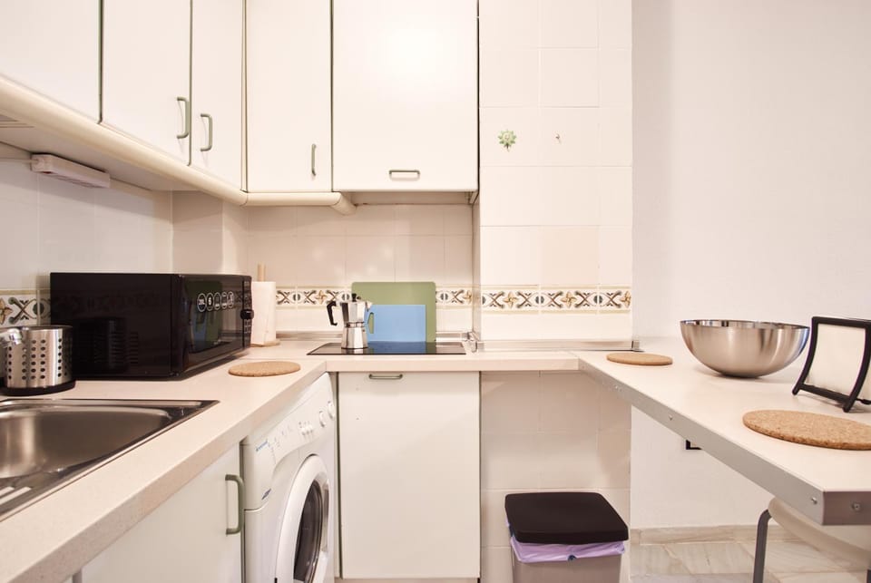 Pureza Oasis Suite Apartment in Seville