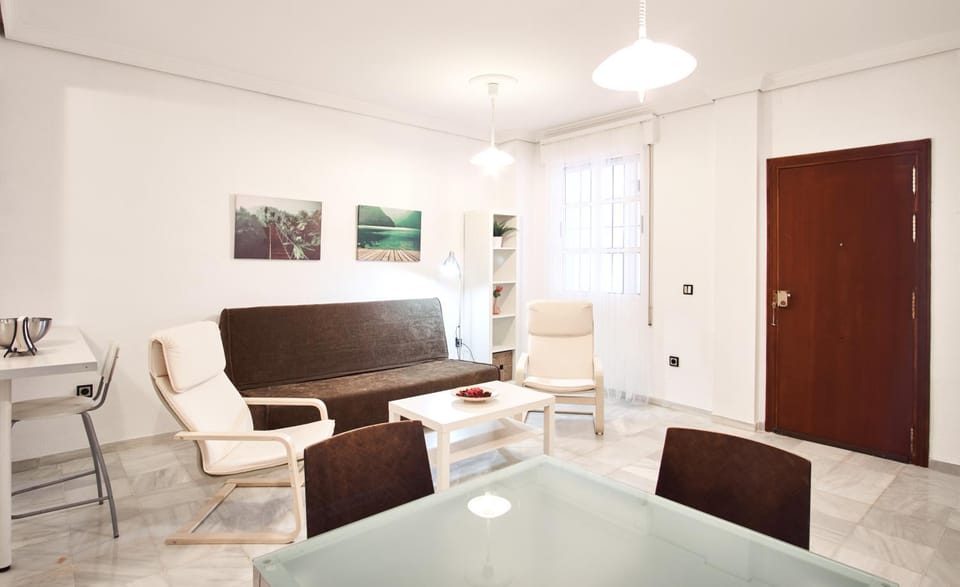 Pureza Oasis Suite Apartment in Seville