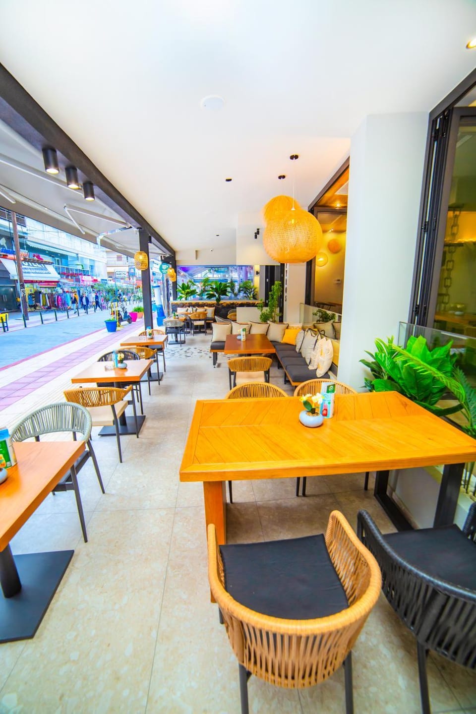 Restaurant/places to eat