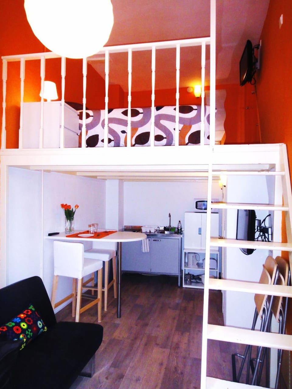 Photo of the whole room