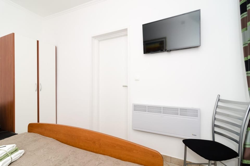 TV and multimedia, Bedroom