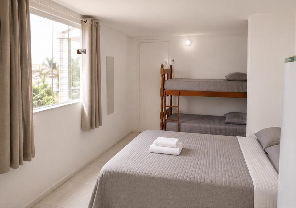 Bed, Photo of the whole room, Bedroom, bunk bed, towels