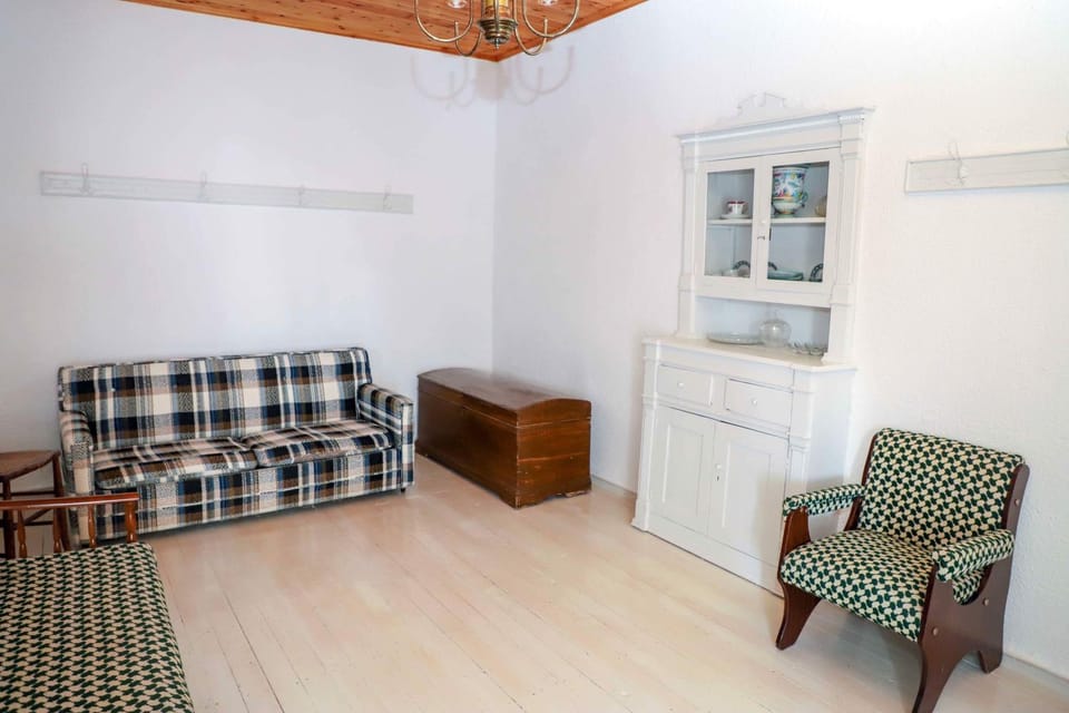 TV and multimedia, Living room, Bedroom
