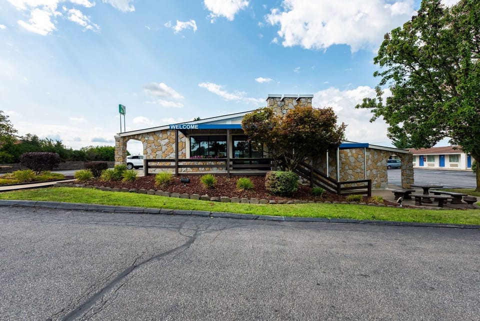 Lobby or reception, Seating area