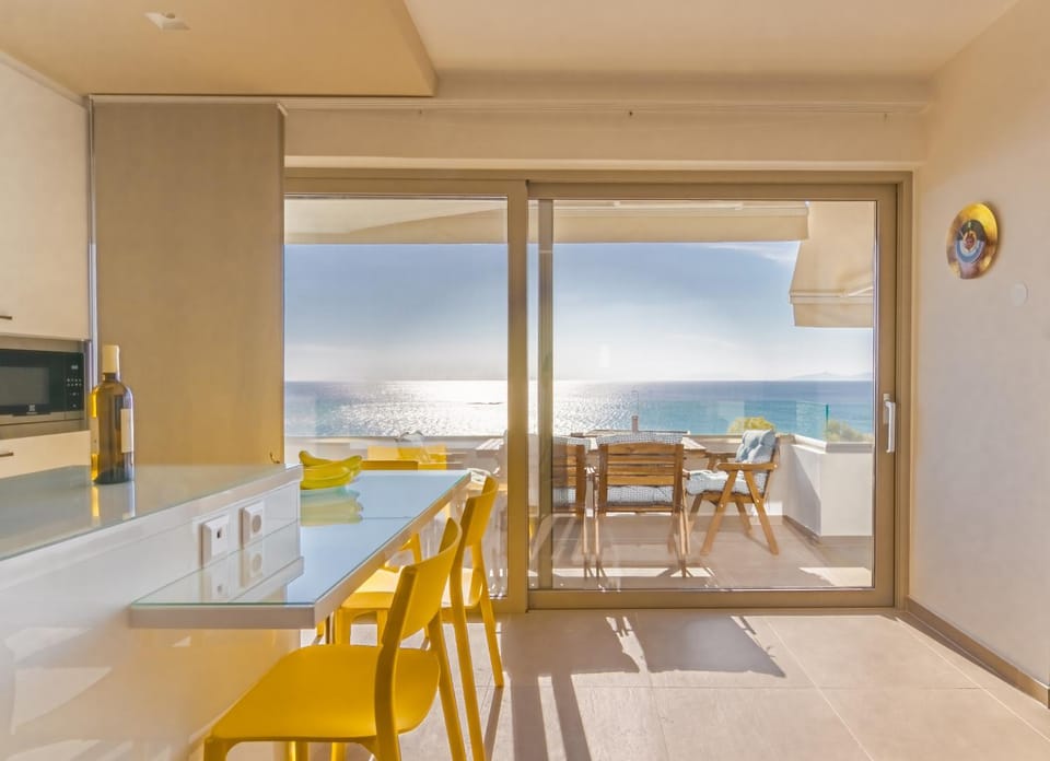 Dining area, Sea view