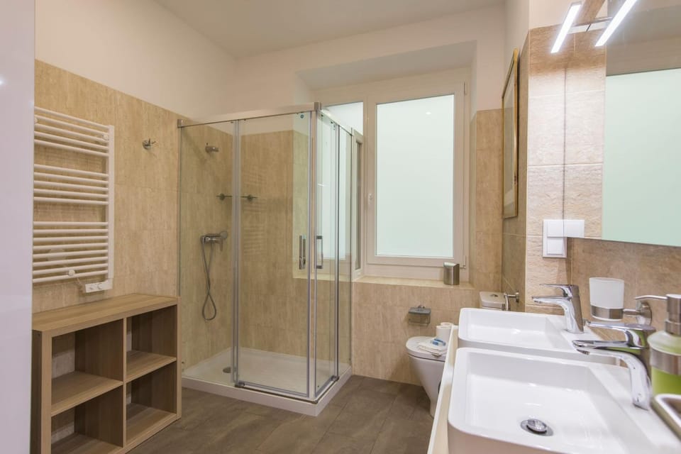 Shower, Bathroom
