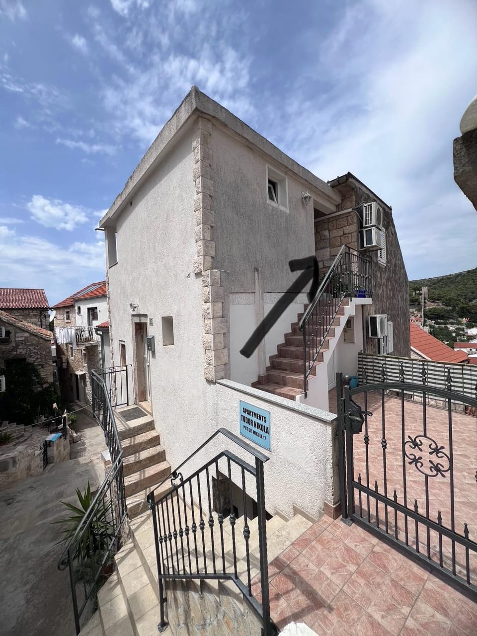 Apartments Tudor Nikola Apartment in Hvar