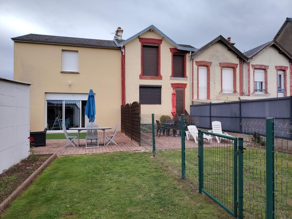 villa Cotriade House in Saint-Pair-sur-Mer