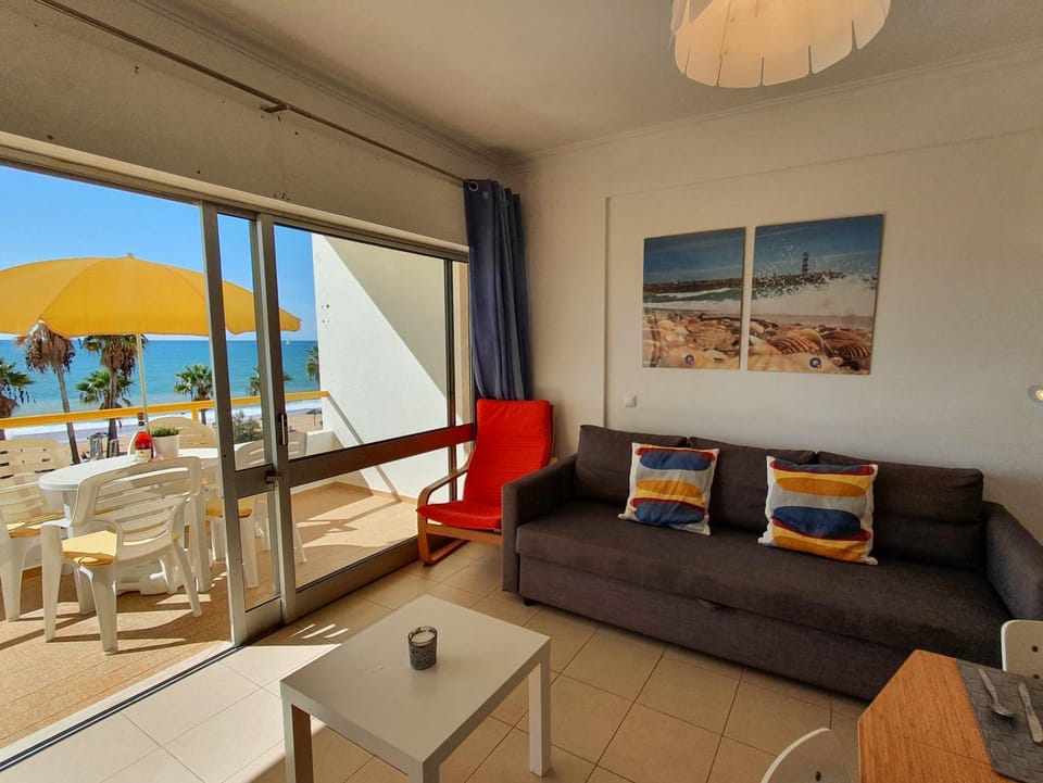 Balcony/Terrace, Living room