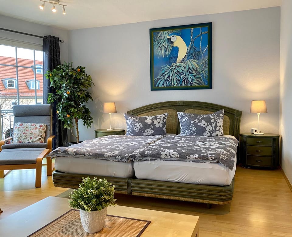 Bed, Photo of the whole room