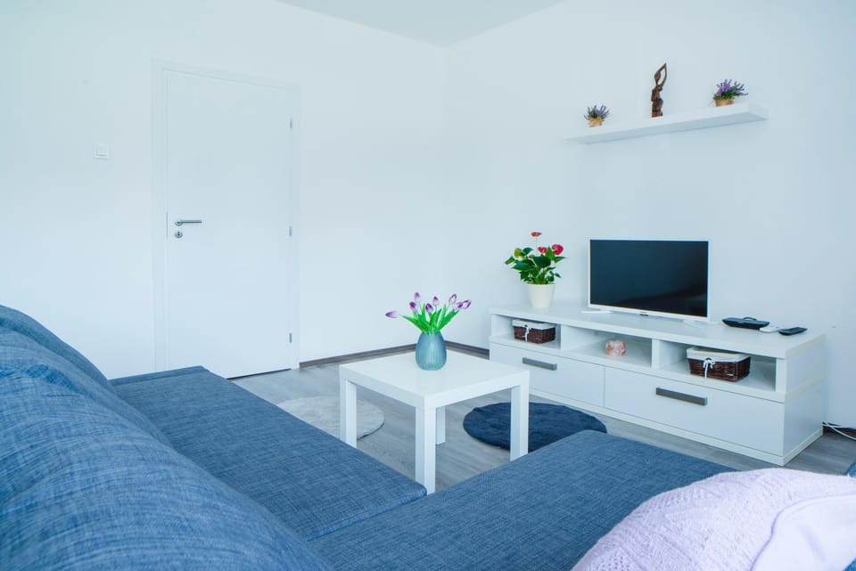 Apartman Višnja Apartment in Lika-Senj County