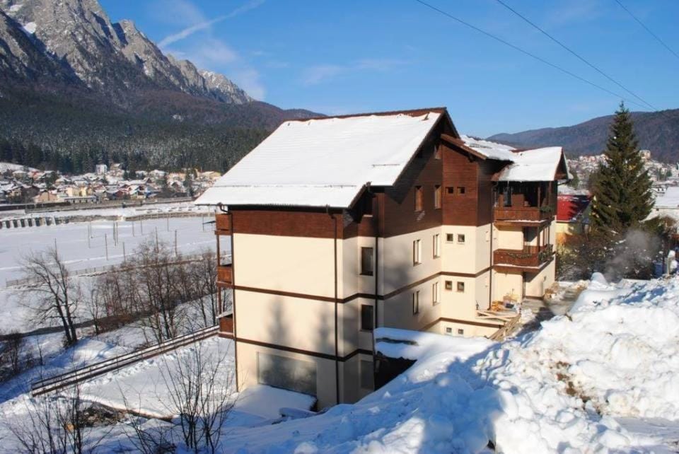 Property building, Winter, Mountain view