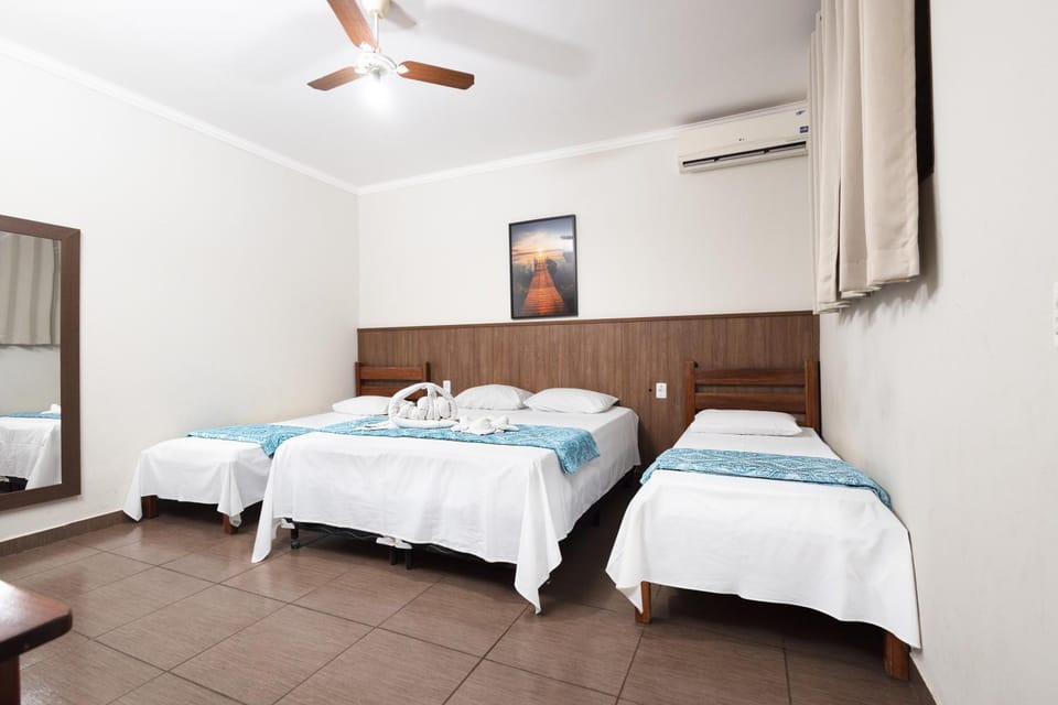 Bedroom, air conditioner