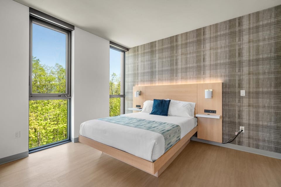 The Simon at Simon Fraser University Hotel in Port Moody