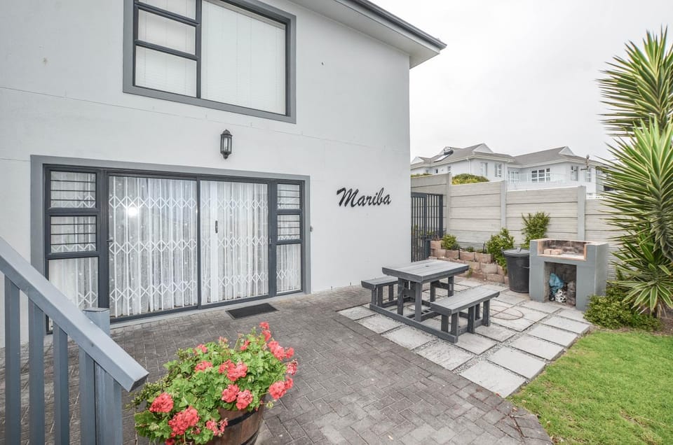 Property building, BBQ facilities