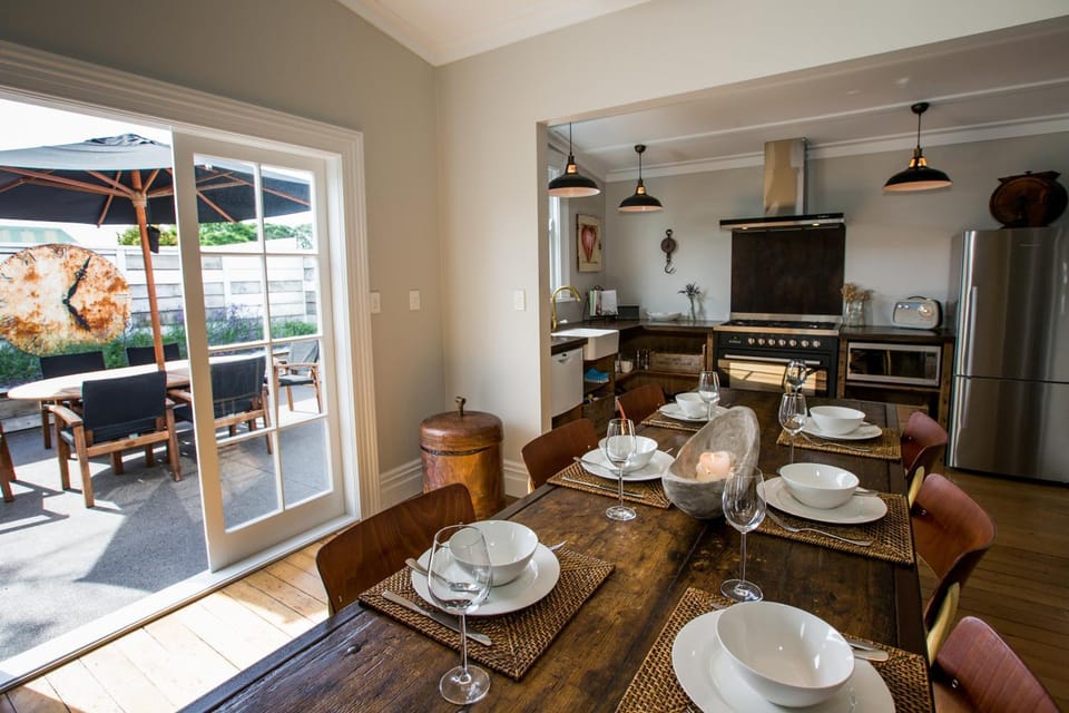 Balcony/Terrace, Kitchen or kitchenette, Dining area