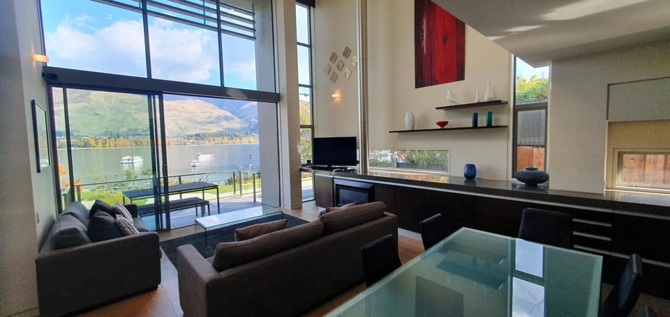 Natural landscape, Kitchen or kitchenette, Living room