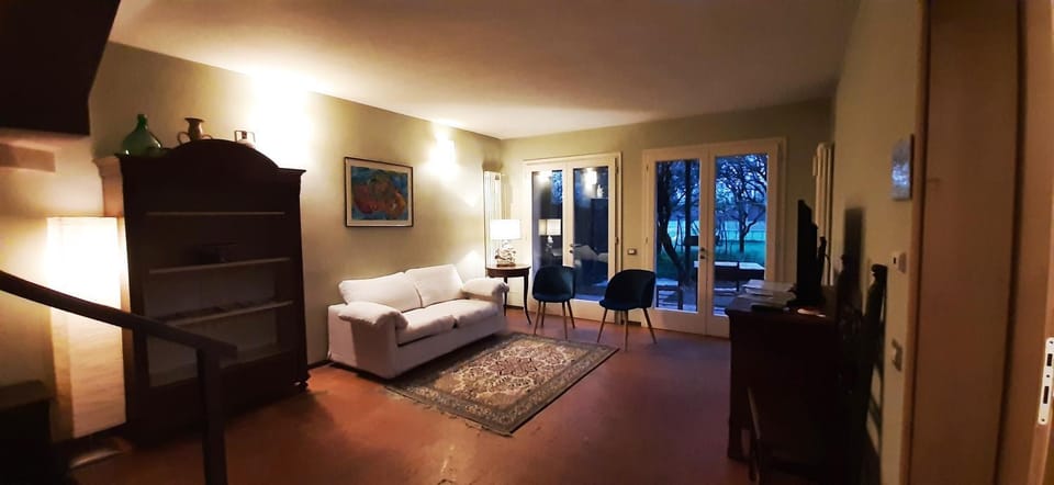 Living room, Photo of the whole room, Bedroom