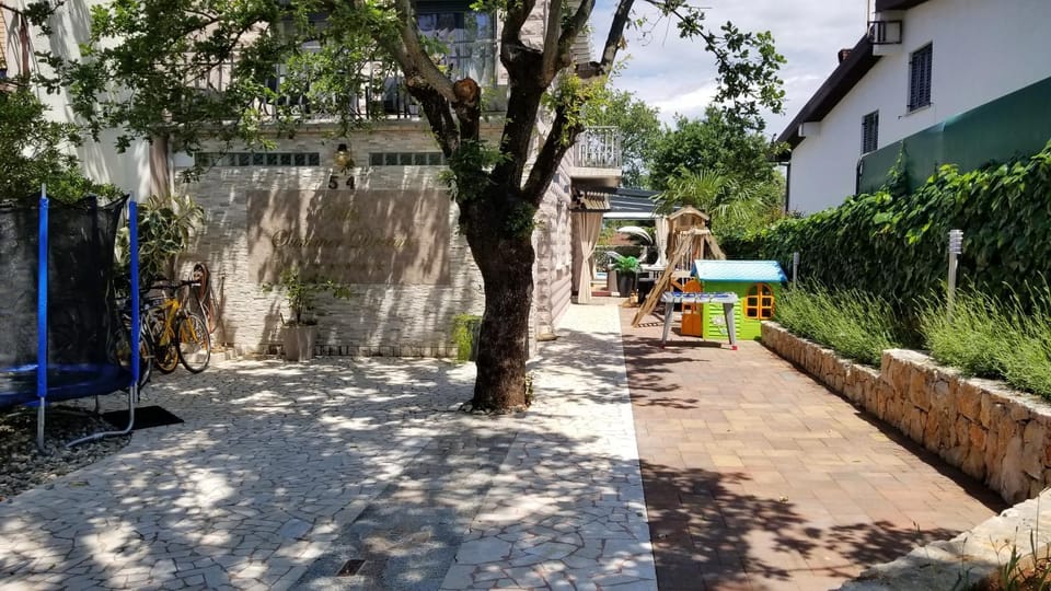 Patio, Facade/entrance, Other