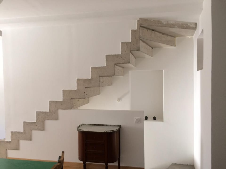 La Petite Maison Rouge House in Mèze