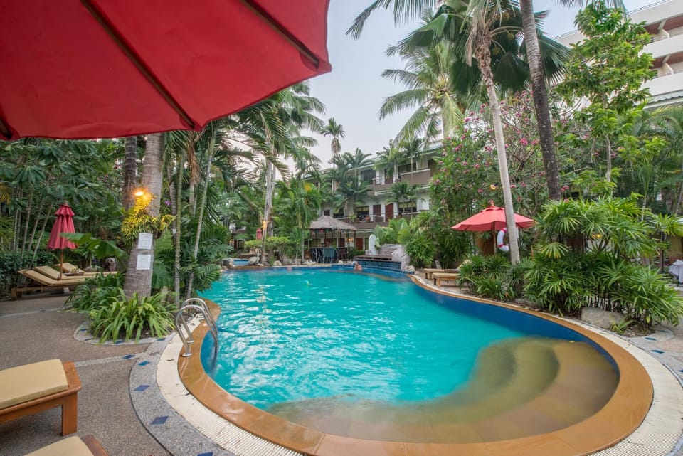 Swimming pool