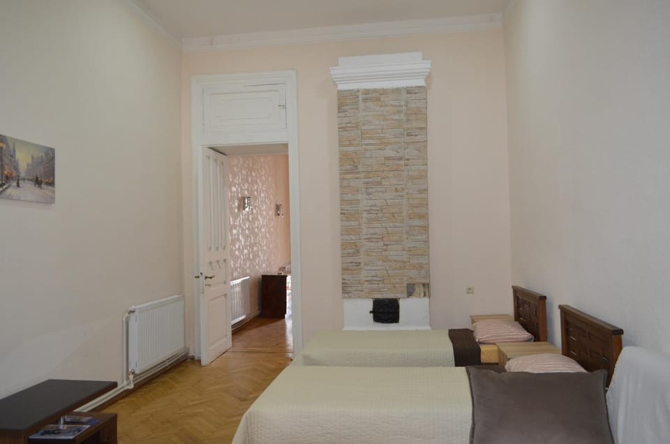 Sweet Home Agmashenebeli Apartment in Tbilisi, Georgia