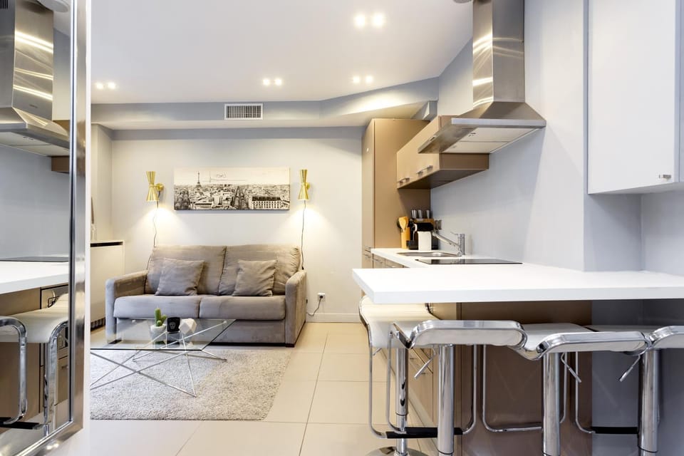 Habitat Parisien - Appartement Opéra Galeries Lafayette Apartment in Paris