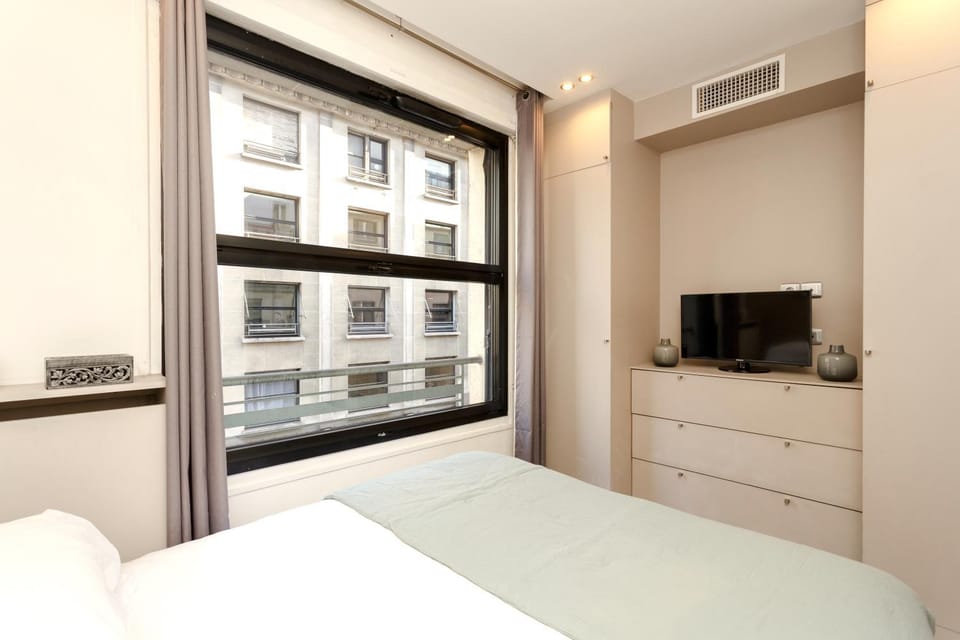 Habitat Parisien - Appartement Opéra Galeries Lafayette Apartment in Paris