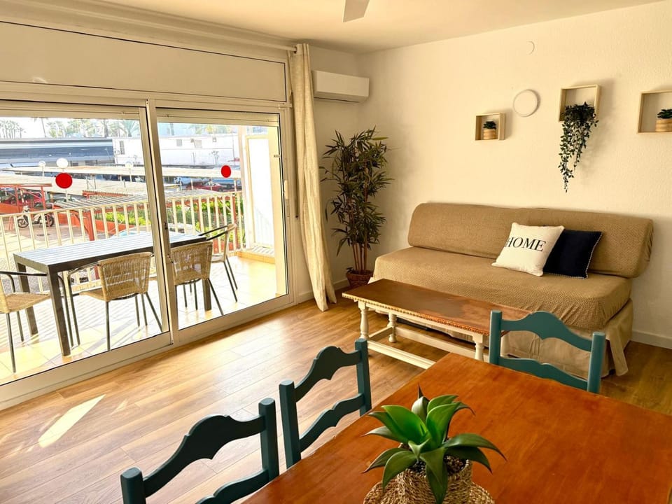 View (from property/room), Balcony/Terrace, Living room, Dining area, air conditioner