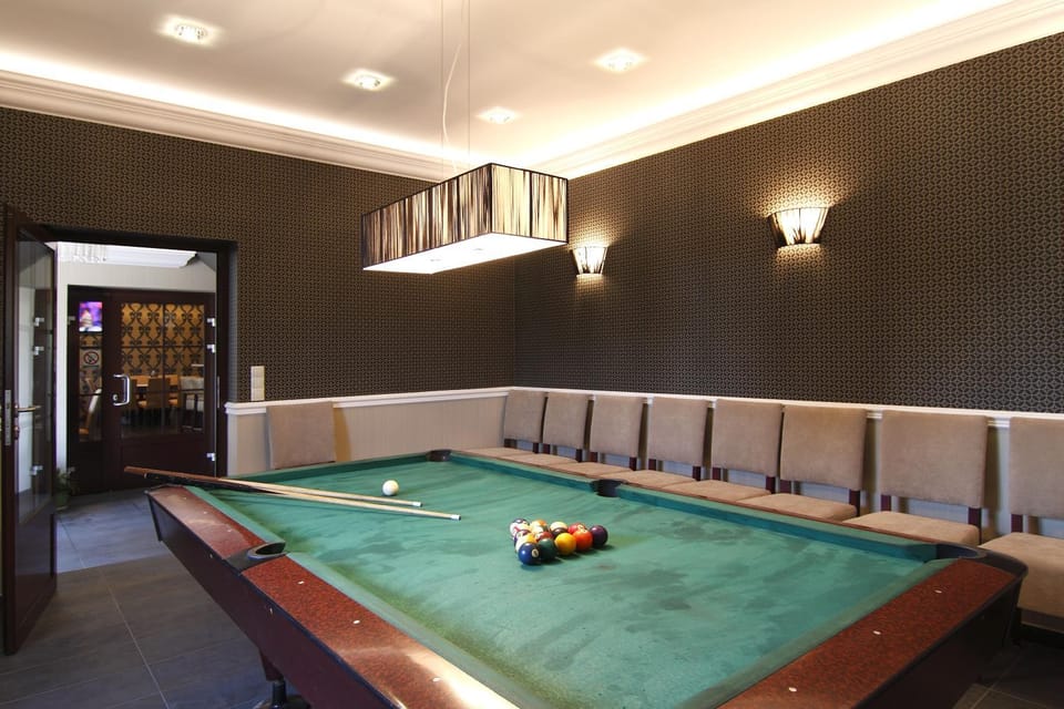 Billiard