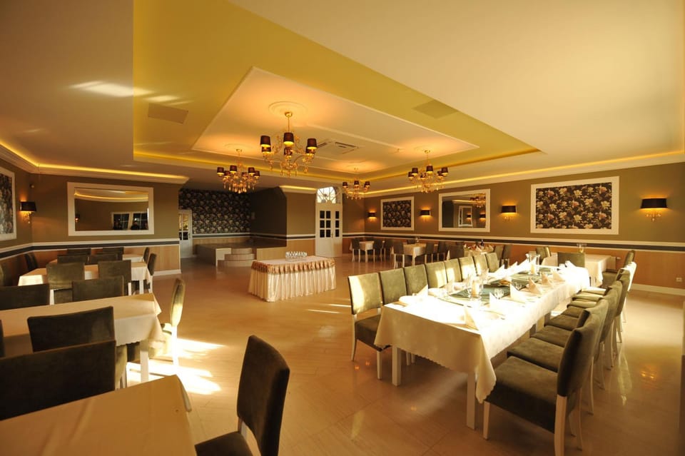 Banquet/Function facilities