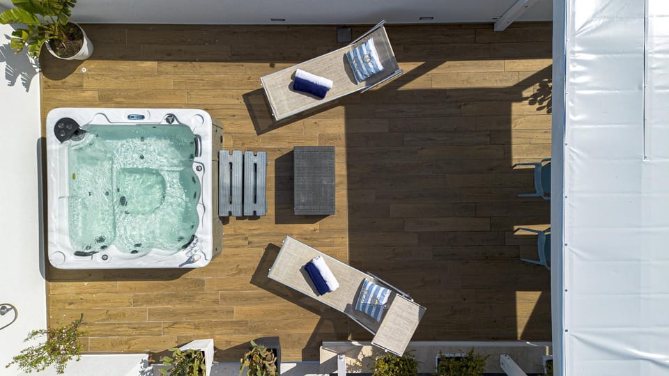 Hot Tub, Balcony/Terrace
