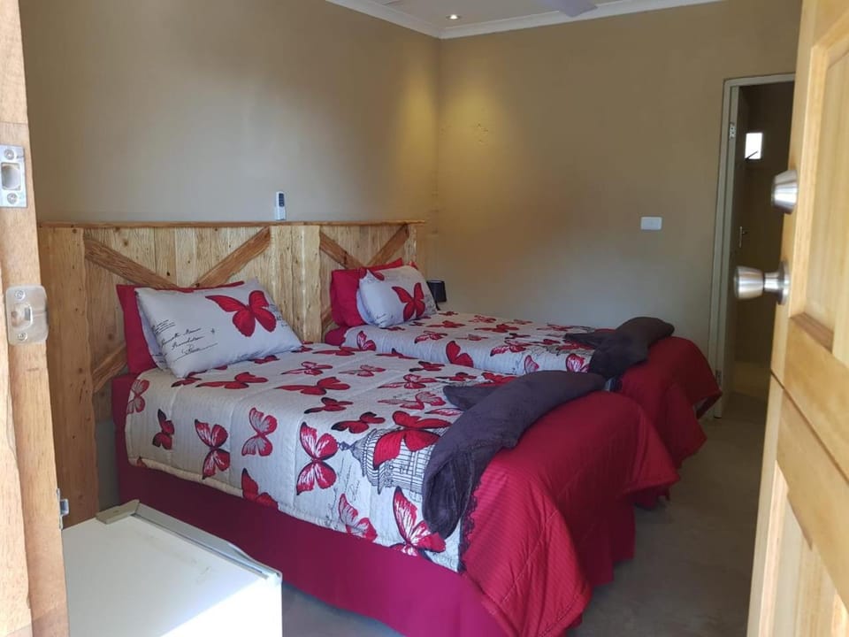 Montanique Lodge Nature lodge in North West, South Africa