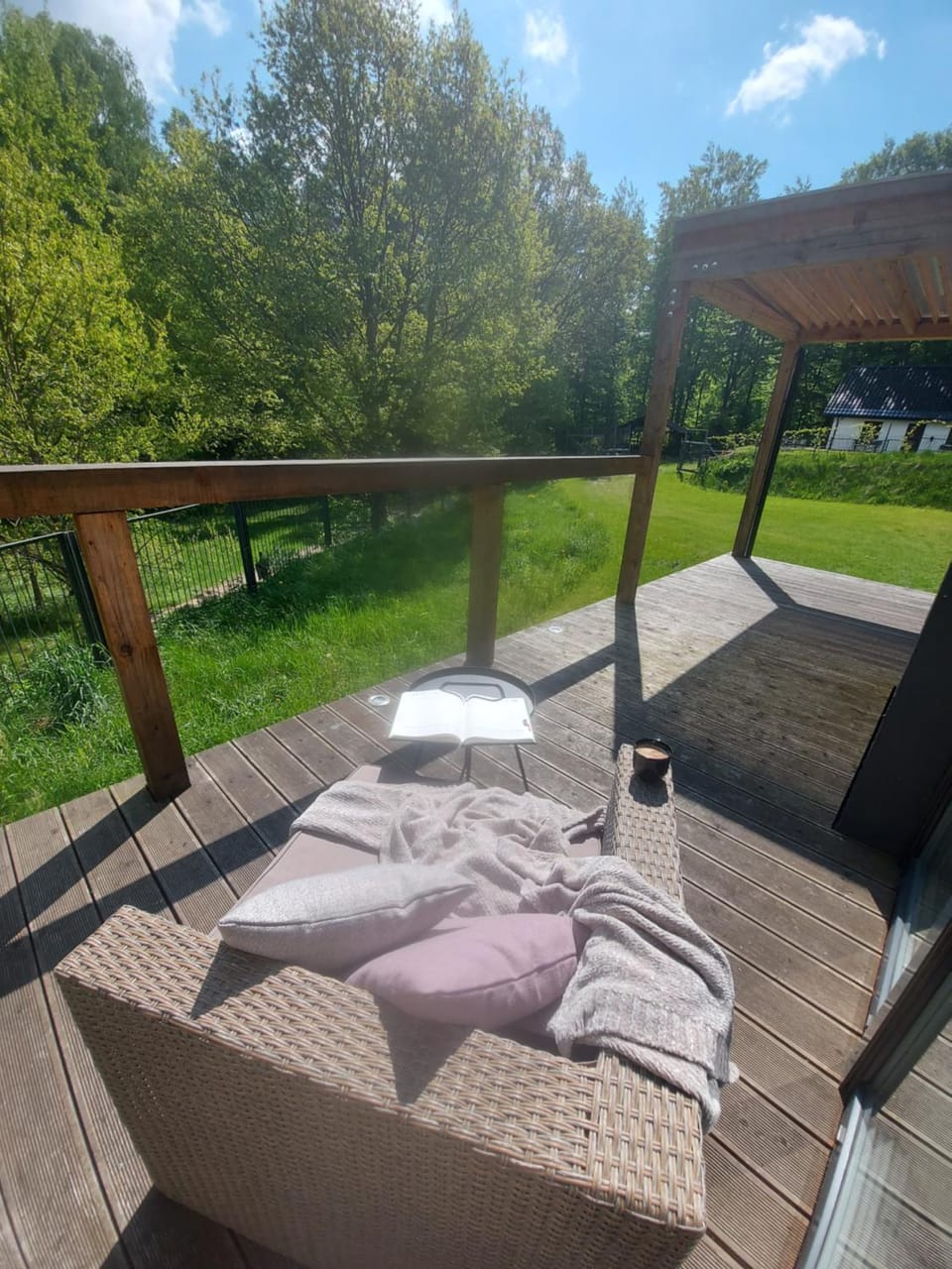 Patio, Day, Natural landscape, Garden, View (from property/room), Balcony/Terrace, Seating area, Garden view