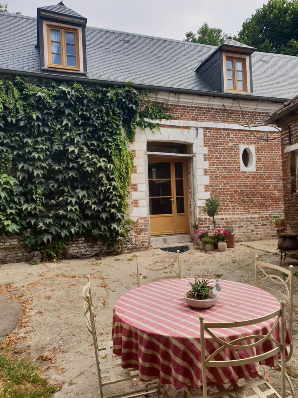 La Tilia Bed and Breakfast in Hauts-de-France
