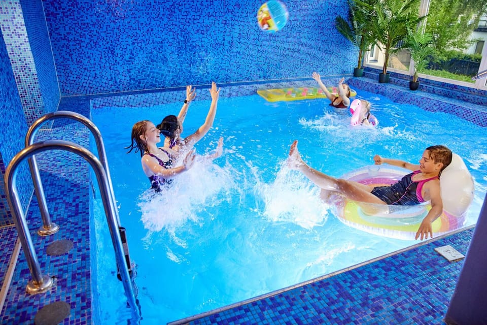 Spa and wellness centre/facilities, Pool view, Swimming pool
