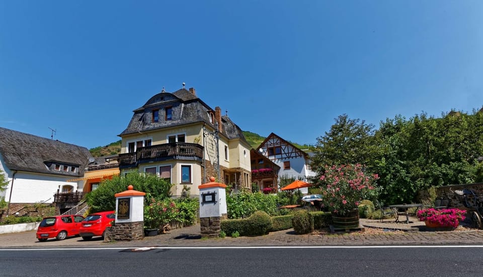 Property building, Garden