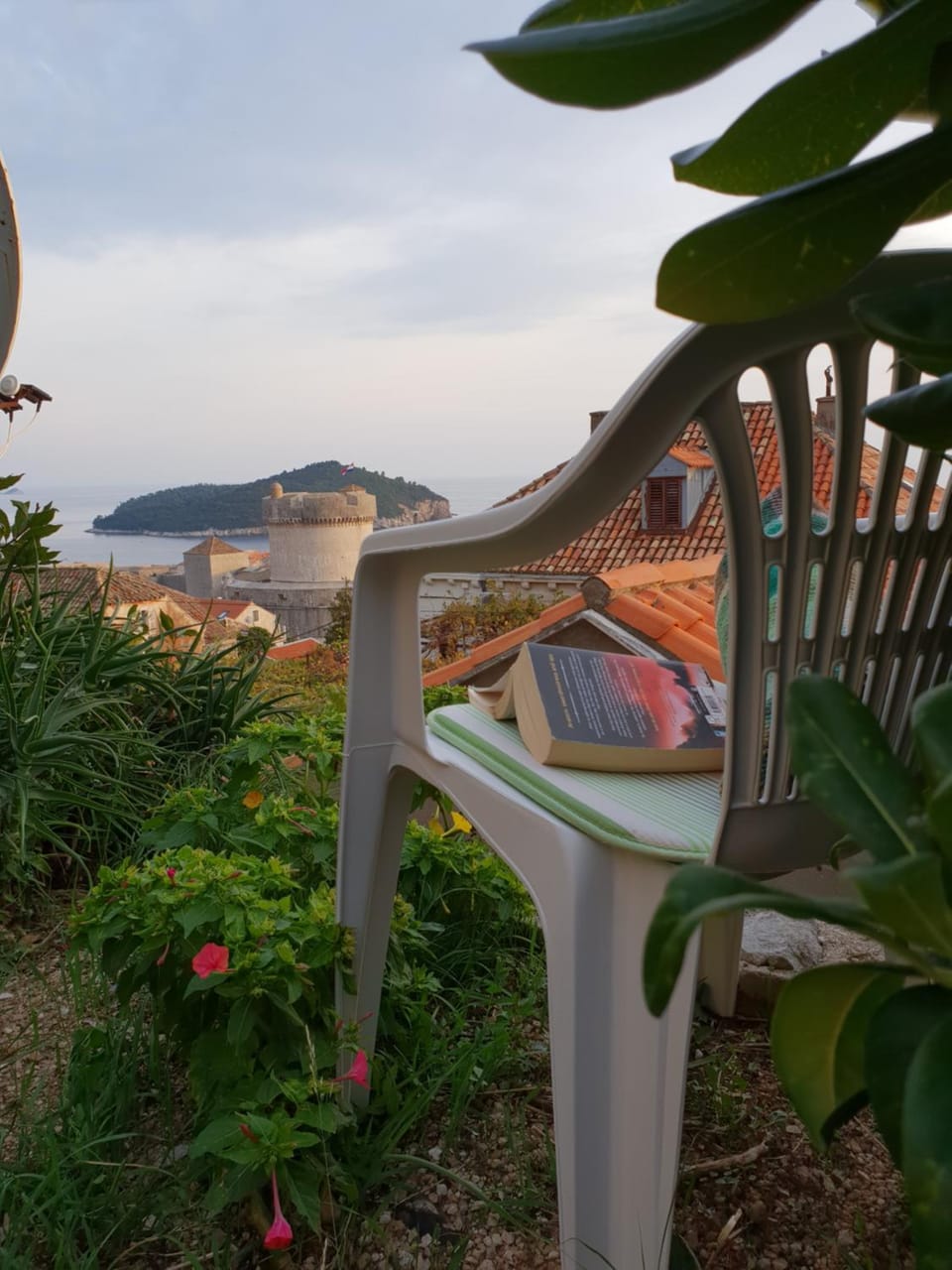 View (from property/room), City view, Sea view