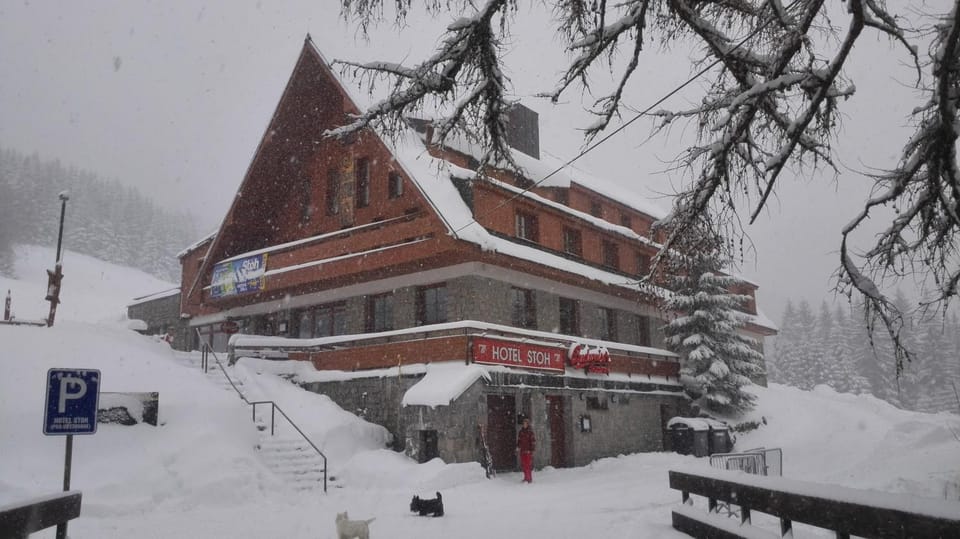 Property building, Day, Winter