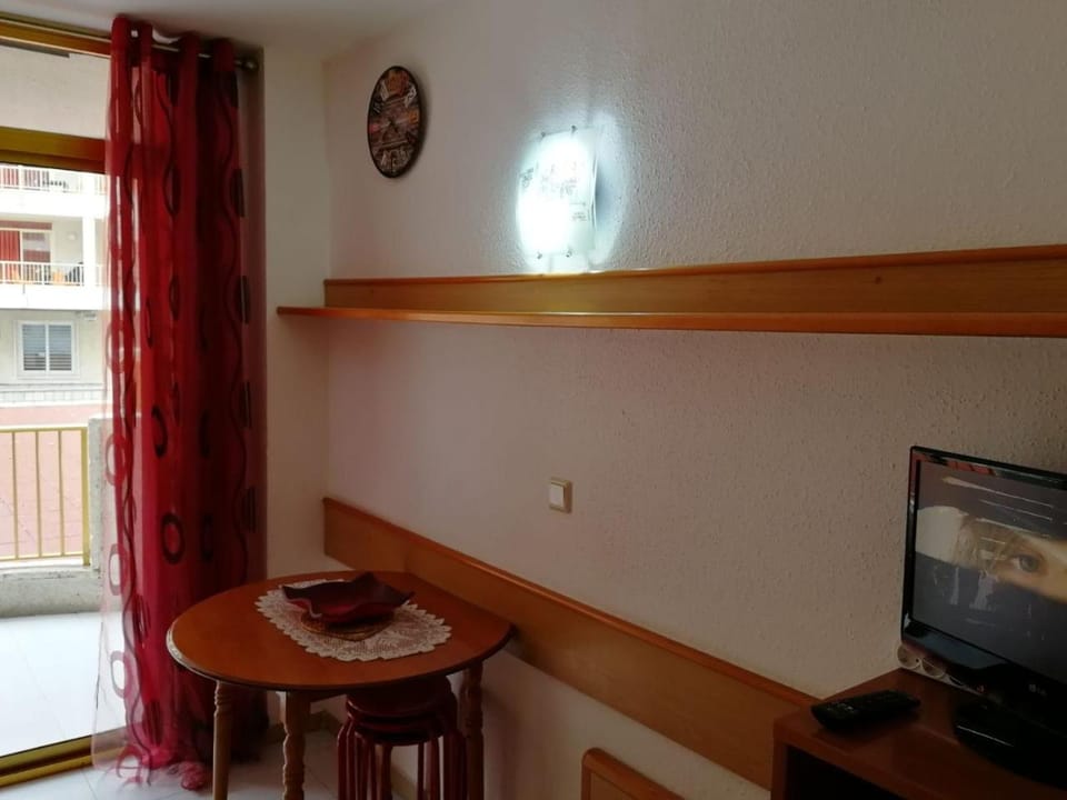 TV and multimedia, Dining area