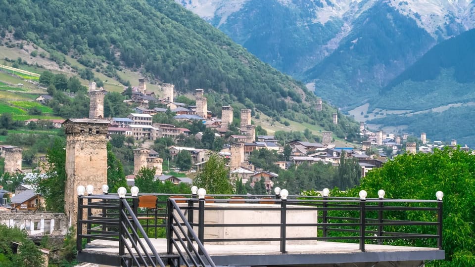 Balcony/Terrace, Mountain view