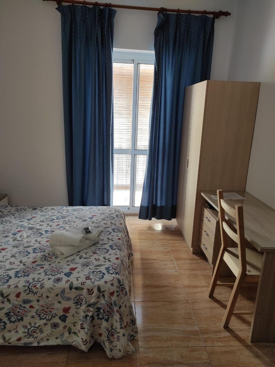Hostal Fantoni Inn in Cadiz