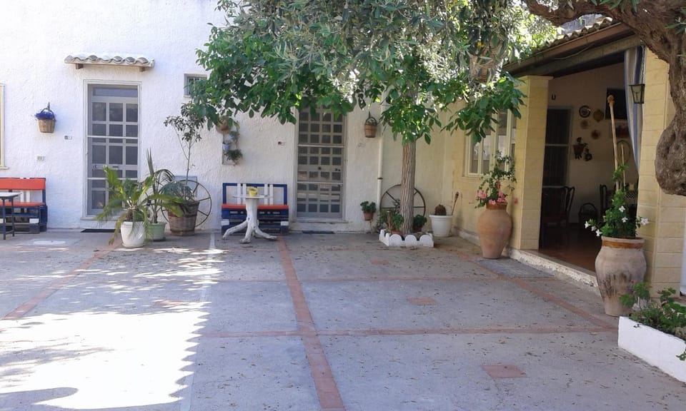 L'ANTICA TORRE Bed and Breakfast in Marsala
