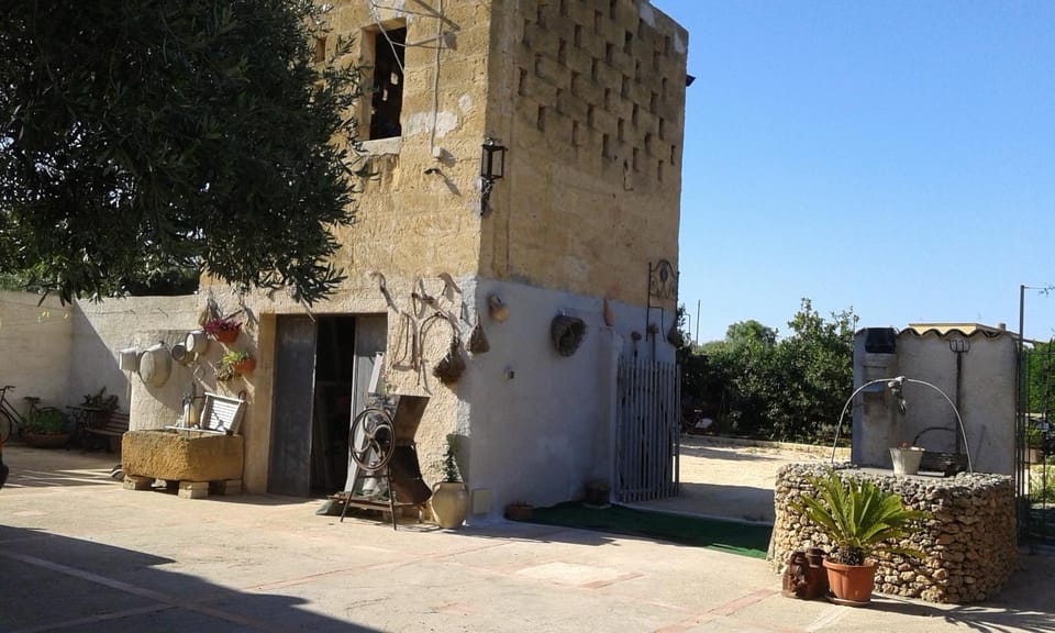 L'ANTICA TORRE Bed and Breakfast in Marsala